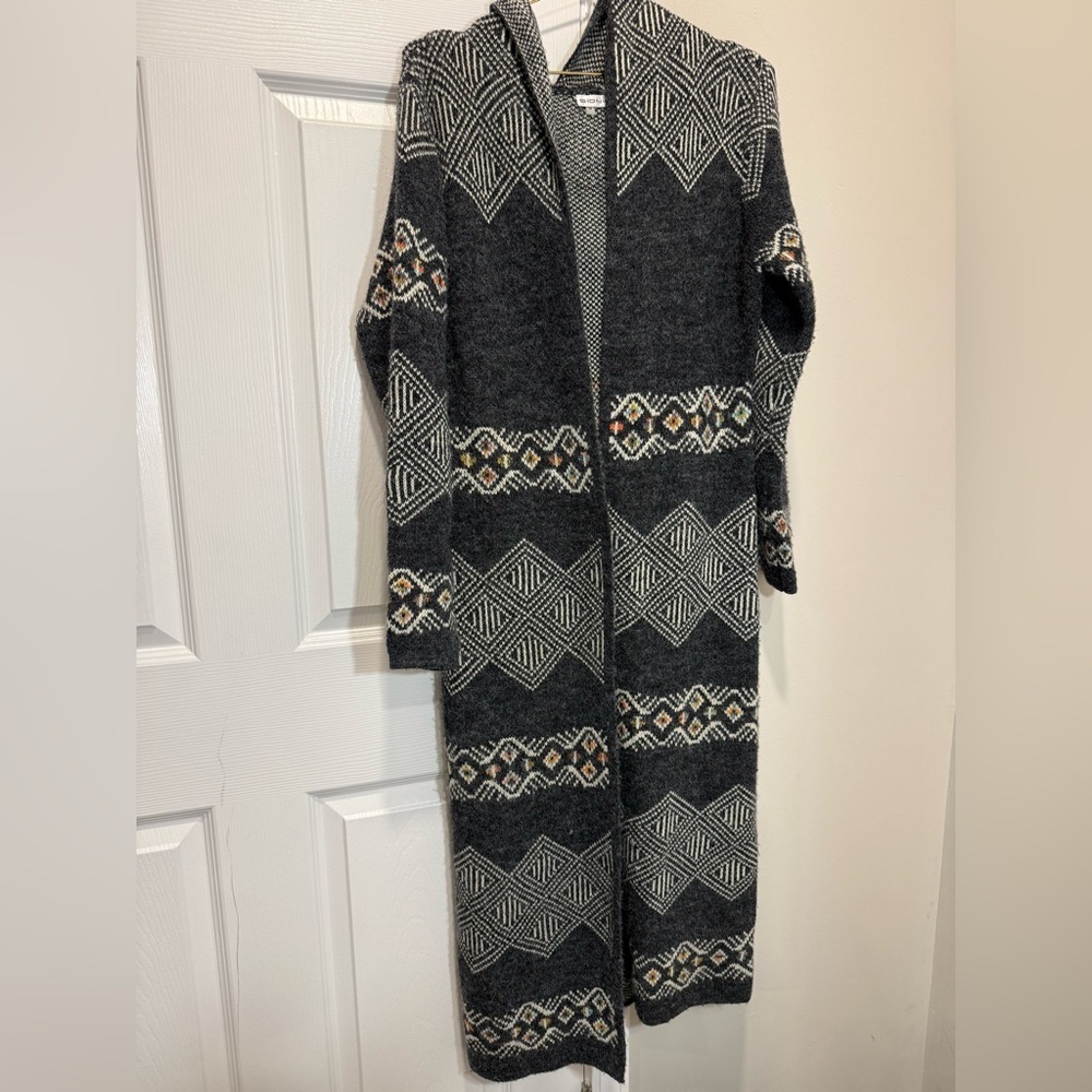 Sioni Black and White Knit Cardigan